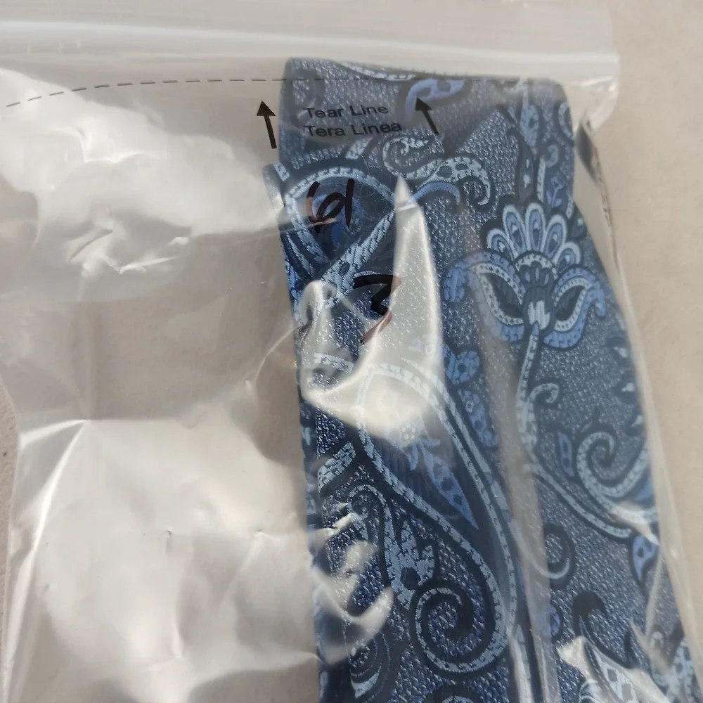 Perry‎ Ellis Portfolio 3.25x60 Mens Tie Silk Jacquard Blue Paisley